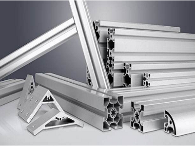 Explicación de cada método de conexión de perfiles de aluminio industrial.