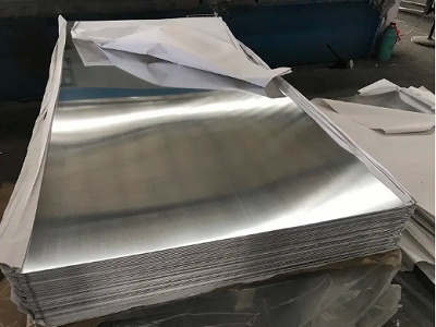 ¿Cuáles son los materiales de la placa de aluminio?