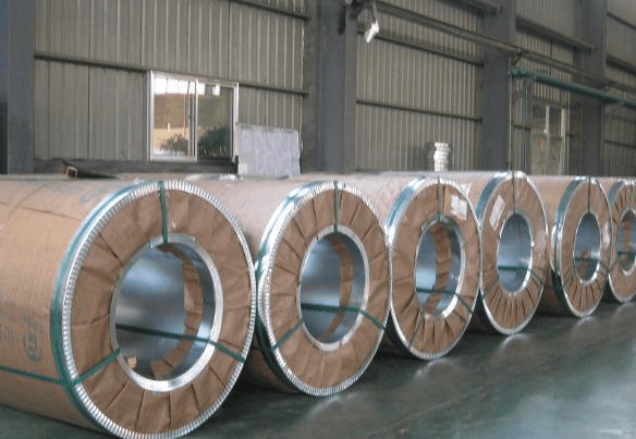 Las bobinas de acero laminadas en caliente redujeron la producción